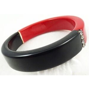 Red and Black Lucite Bangle Bracelet